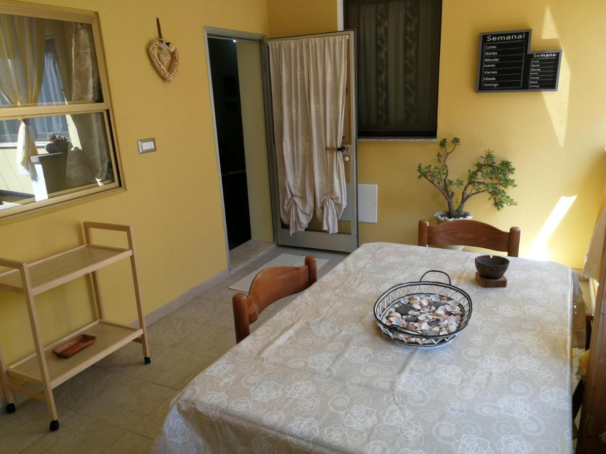 Casa Debby Villa Porto Torres Exteriör bild